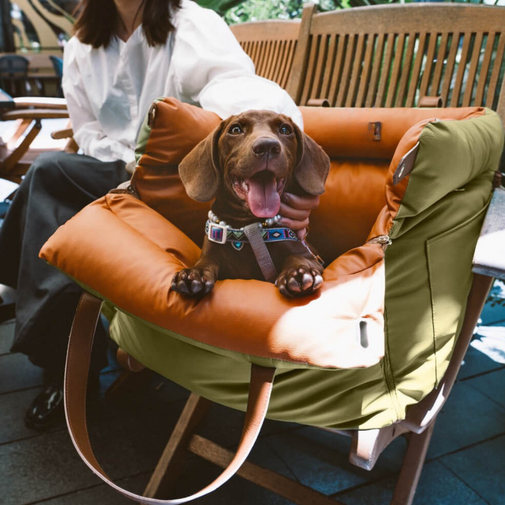 Portable Pet Carrier Bed with Shoulder Strap and Pockets