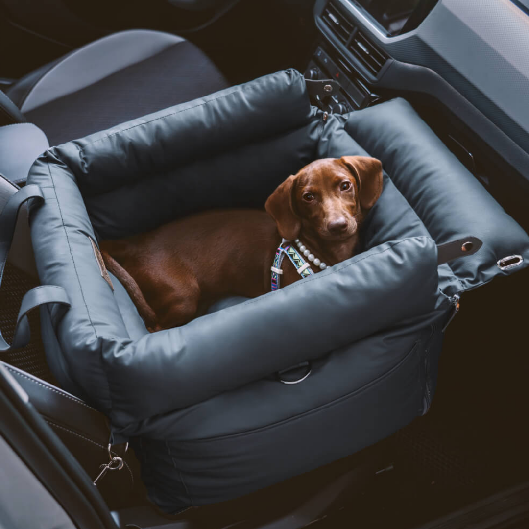 Portable Pet Carrier Bed with Shoulder Strap and Pockets