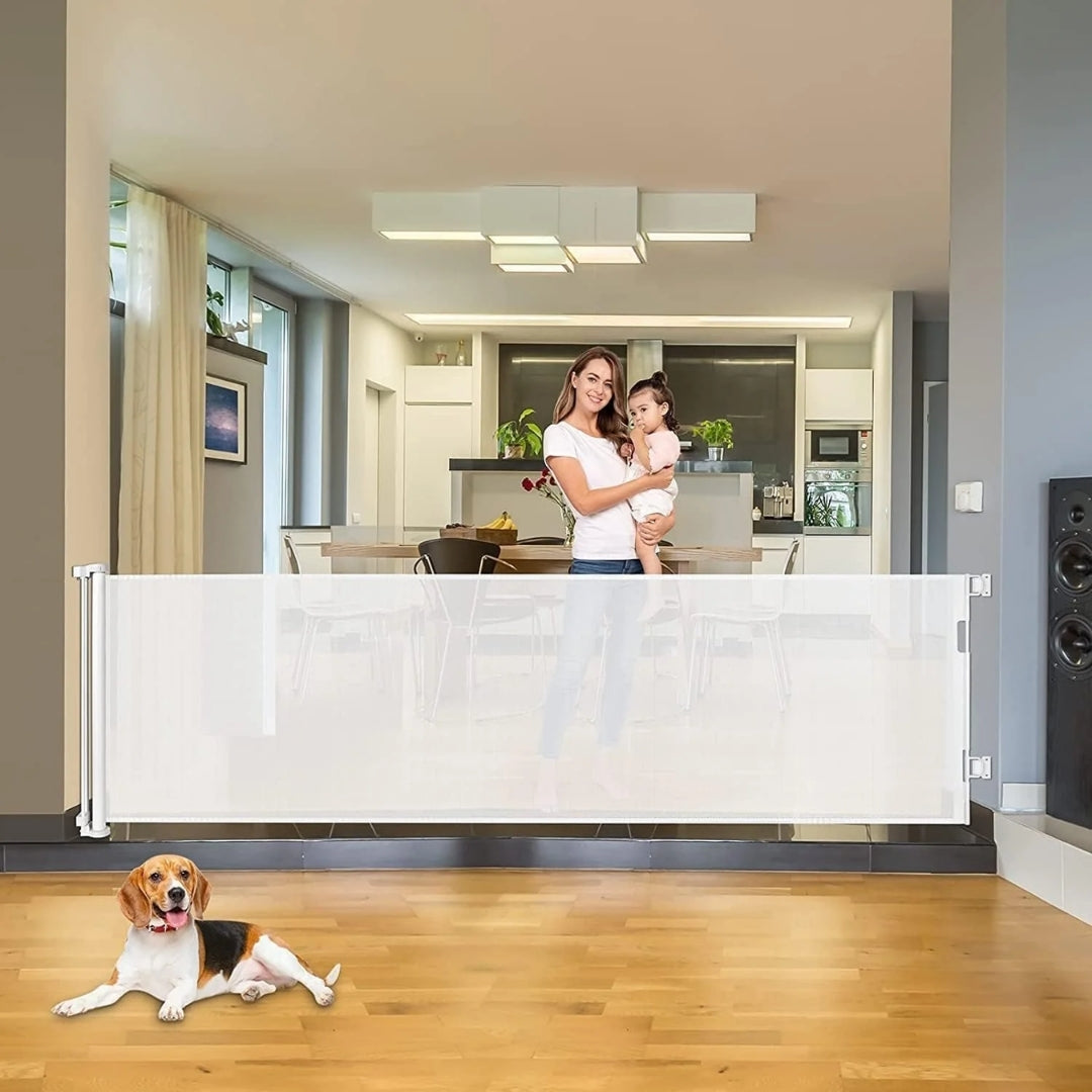 Retractable Mesh Safety Gate for Babies and Pets