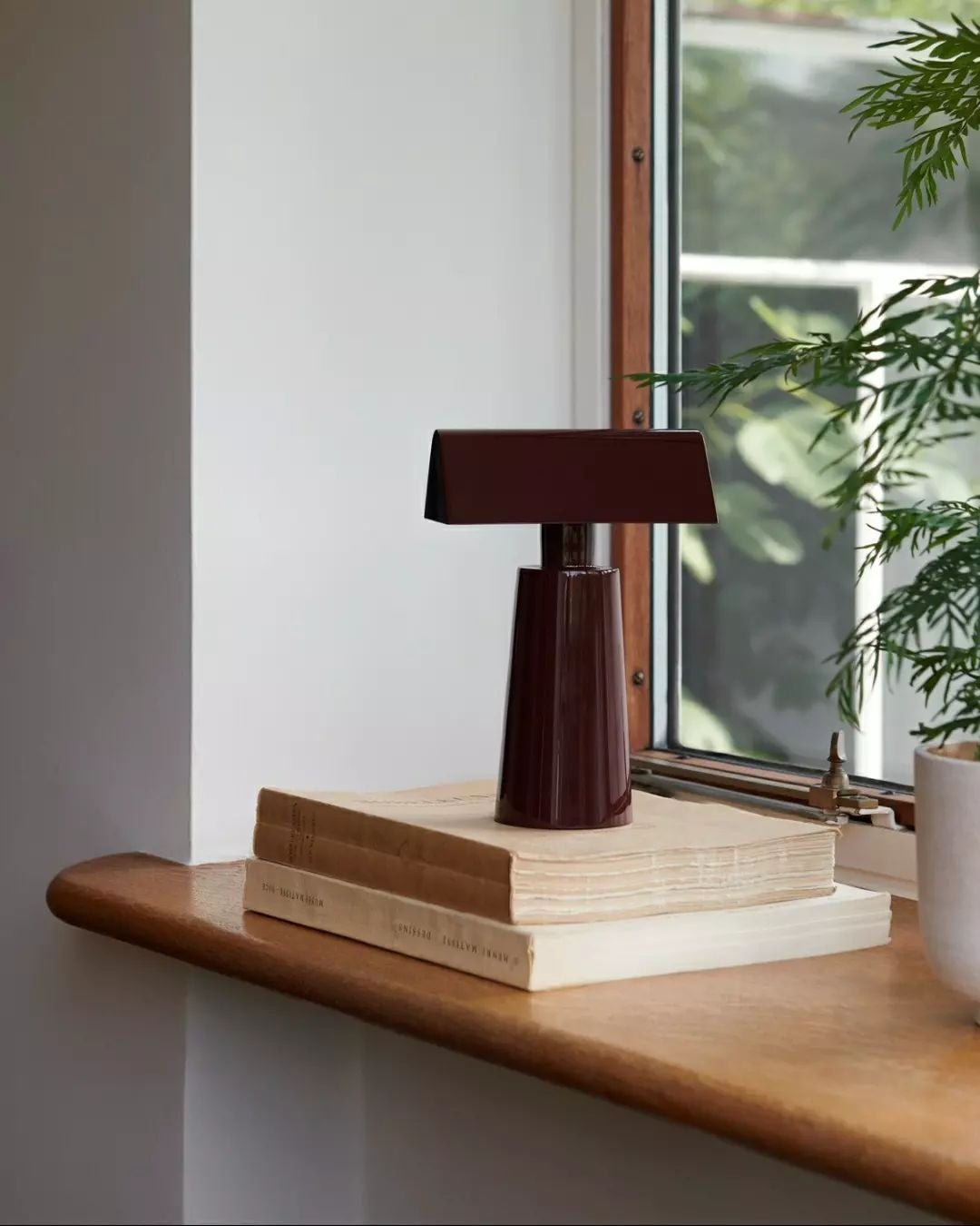 Touch Lamp with USB Port, LED Bedside Light