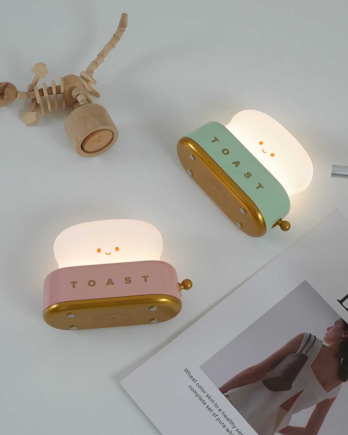 Toaster Lamp, Novelty Light with Glowing Toast