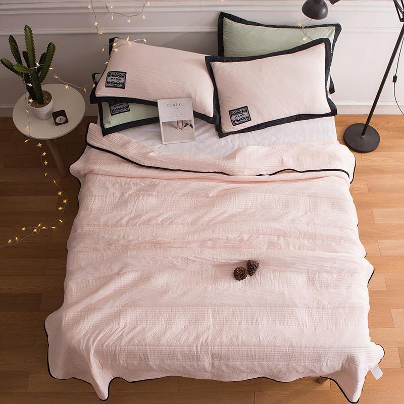 Quilted Bedspread Set with Matching Pillowcases